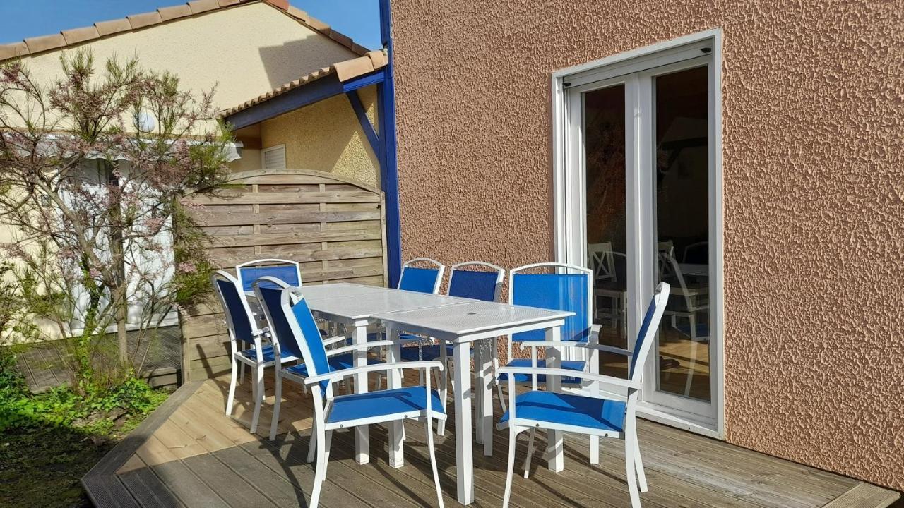 Residence Mes Amours D'Enfants - Les Villas Du Lac Сустон Екстериор снимка